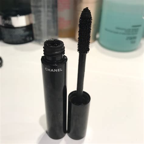 le volume de chanel mascara review|chanel mascara le volume boots.